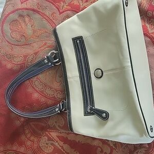 COACH LAURA SPECTATOR CARRY ALL BAG  CREAM/NAVY